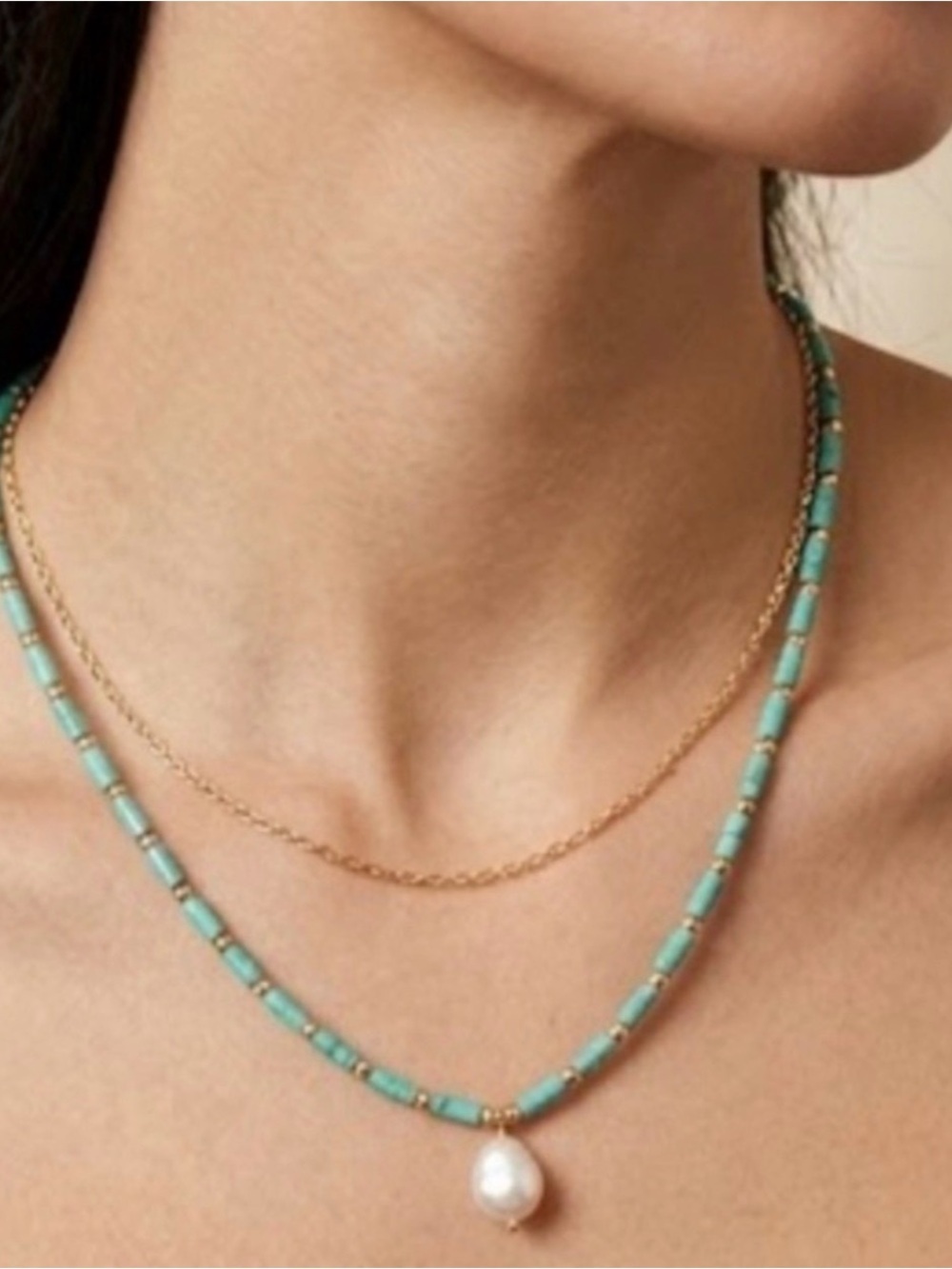 Plunder Design Layered Necklace Gold Chain Mint Bead Necklace with Pearl Pendant